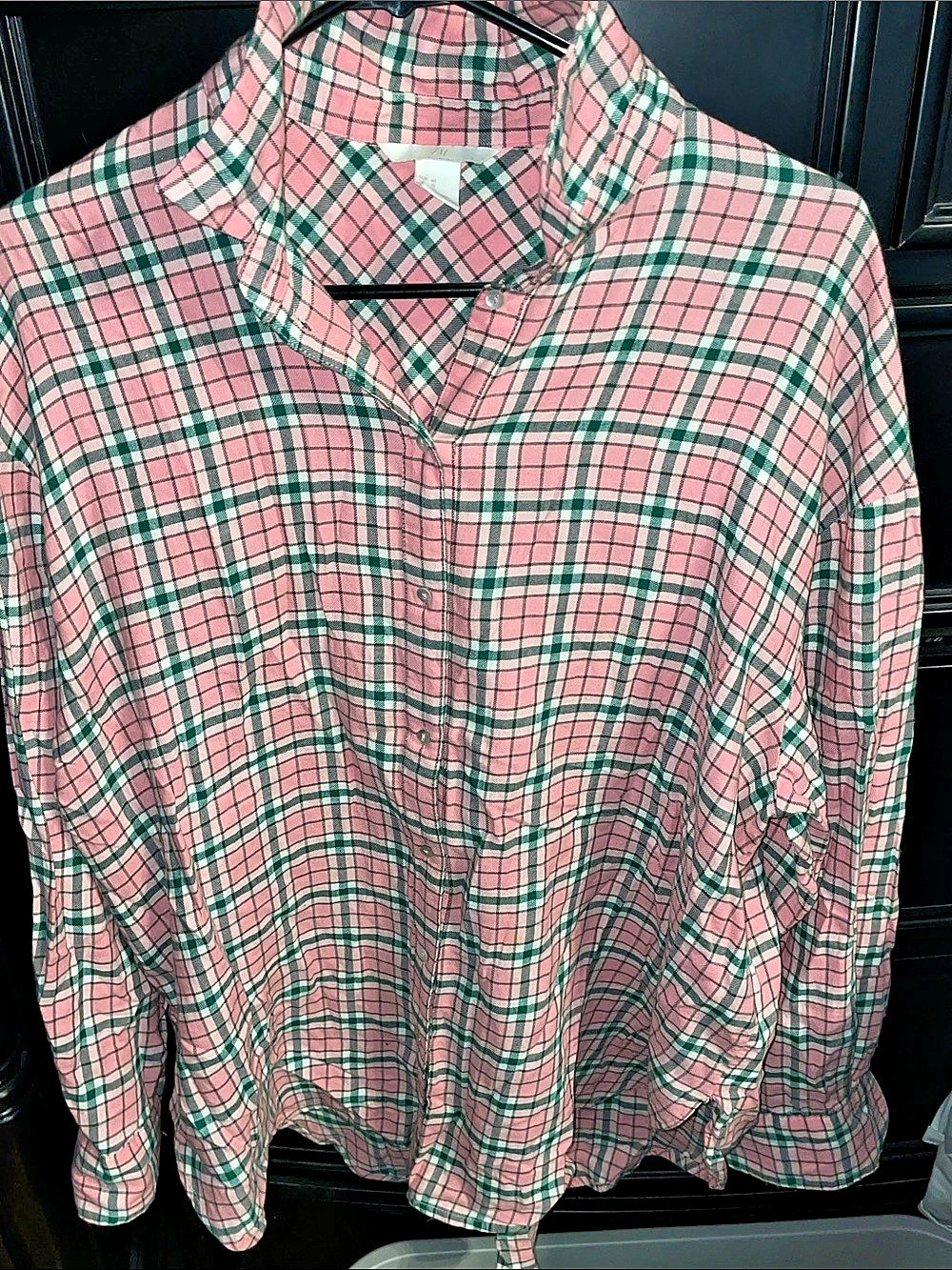 H&M Plaid Button Down Shirt in Pink & Green Size 10